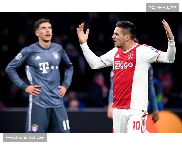 拜仁小组赛以5-1大胜阿贾克斯 强势领跑晋级形势明朗